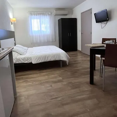 Avec Piscine Florent - Flo300-259 圣弗洛朗