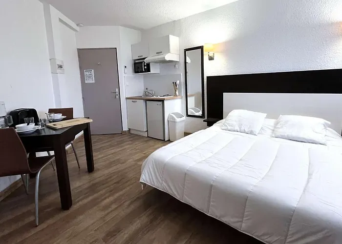 Avec Piscine Florent - Flo300-259 公寓 *