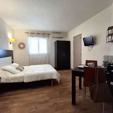 Apartment Avec Piscine Florent - Flo300-259 *