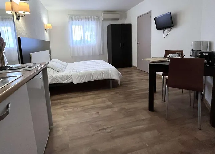 Avec Piscine Florent - Flo300-259 Saint-Florent (Corsica)