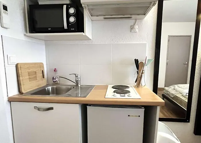 Avec Piscine Florent - Flo300-259 Apartment *